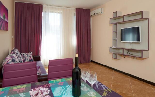 Mars Apartments in Complex Shipka