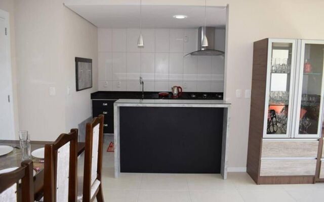 Apto De 2 Quartos Acomoda At 6 H Spedes