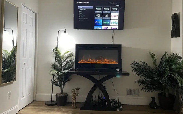 Downtown Loft - Close to Topgolf, Horseshoe Casino, UM Baltimore