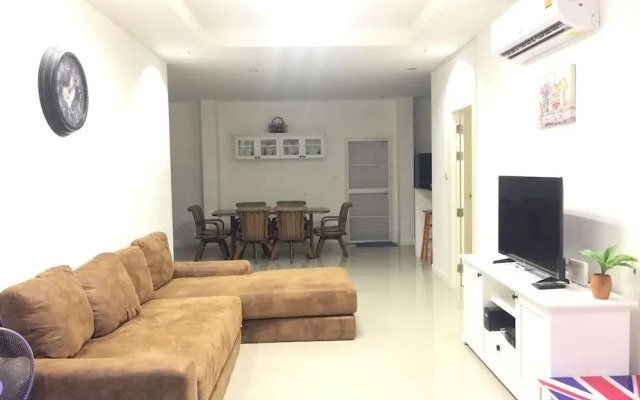 Numsai Pool Villa