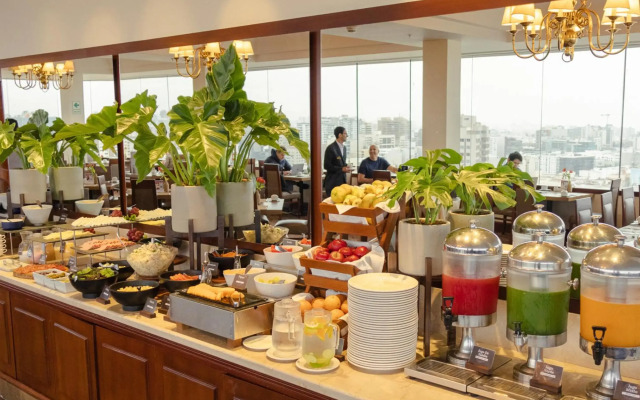 Hotel Estelar Miraflores