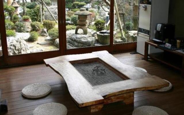 Itaya