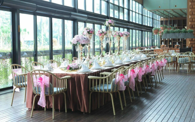 Artotel Gelora Senayan Jakarta