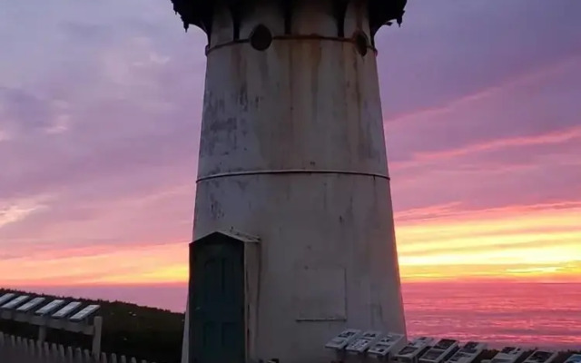 HI Point Montara Lighthouse Hostel