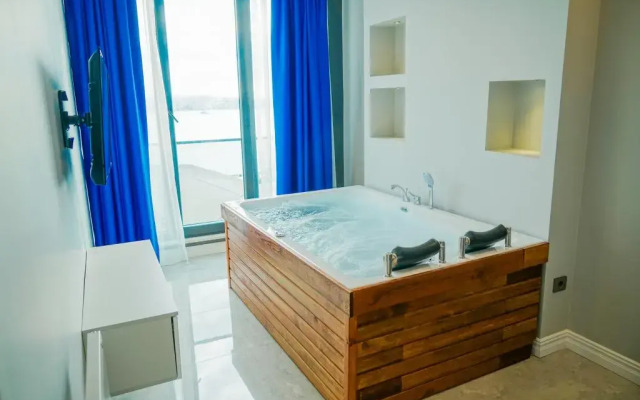 Elite World Homes Istanbul Bosphorus