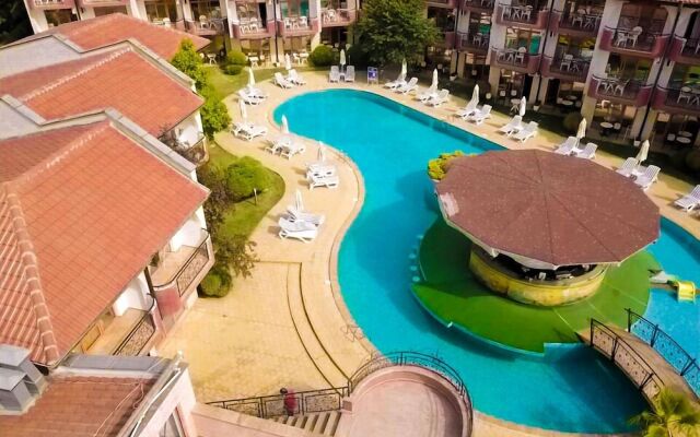 Complex Sunrise by HMG - All Inclusive