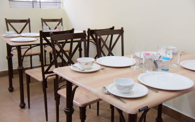 Collection O 11092 Shiv Enclave