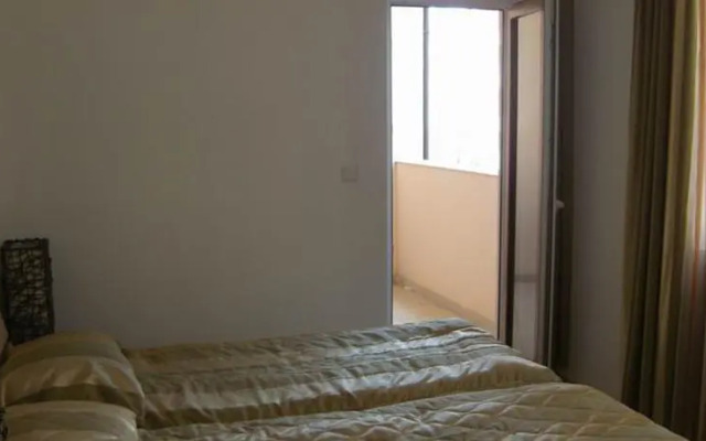 GT Emerald Paradise Apartments