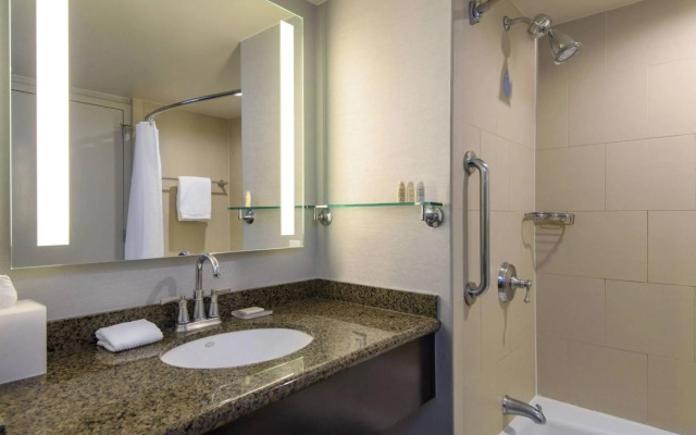 Renaissance Palm Springs Hotel