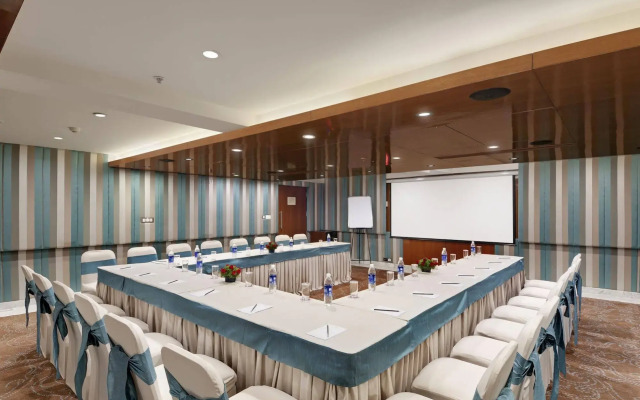 The Elanza Hotel