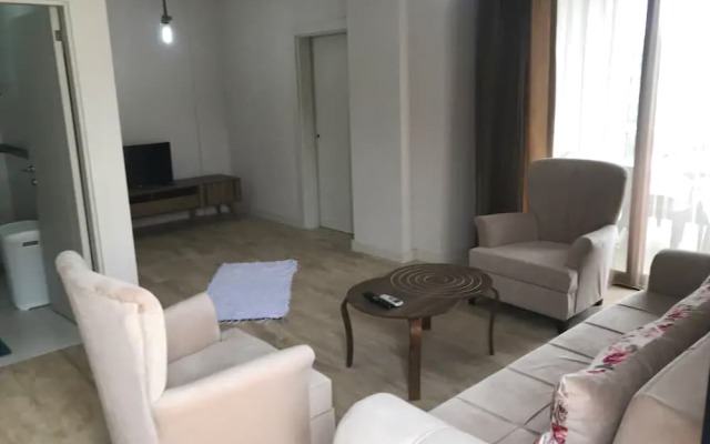 Apartment In Gundogan 1