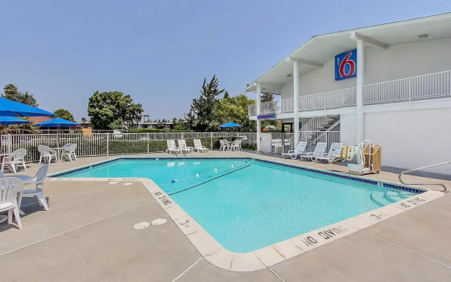 Motel 6 Sunnyvale, CA - South
