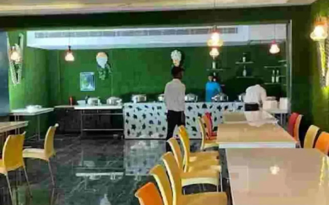 Hotel Destiny by OYO Rooms