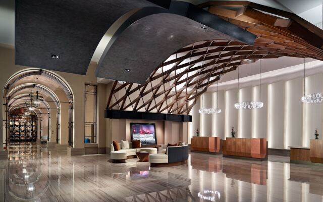 Omni Louisville Hotel