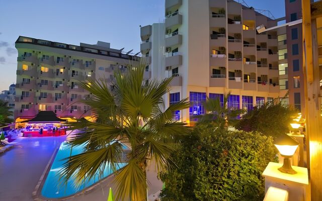 Queen Resort Alanya