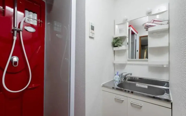 Red Door House Osaka