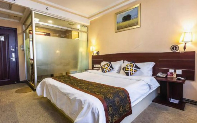 Minghao Holiday Hotel (Pingdingshan Kaiyuan Road Pedestrian Street)