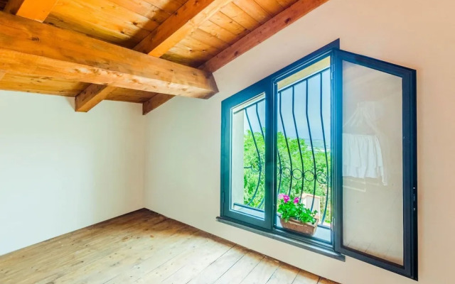 Belvilla by OYO Villa Aloe Charming House