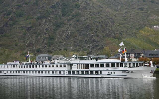 Regis Hotelschiff 3* Köln