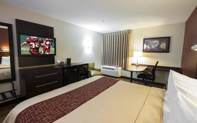 Red Roof Inn PLUS+ Austin South