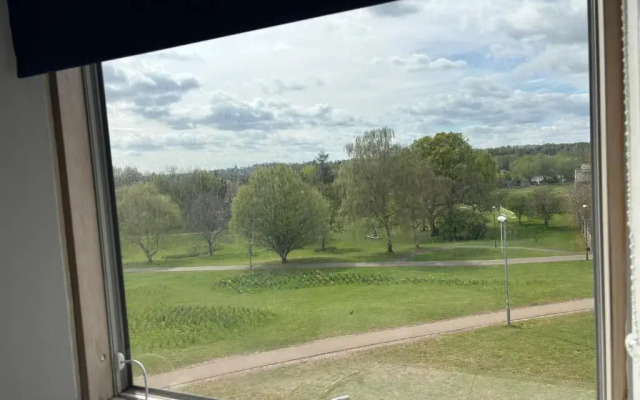 Broadview Lodge