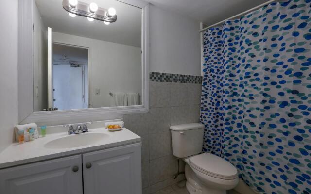 Castle Beach Suites by MiaRentals