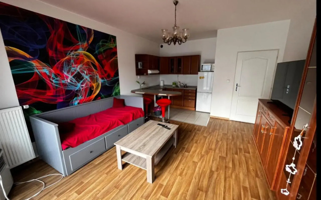 MONFas APARTMENT GARDEN CITY