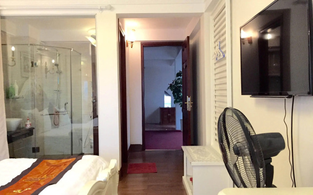 Ruby Hotel