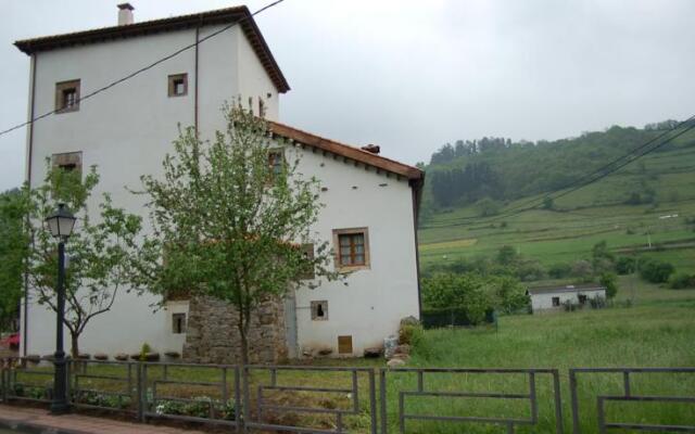 Hotel Torre de Tuña