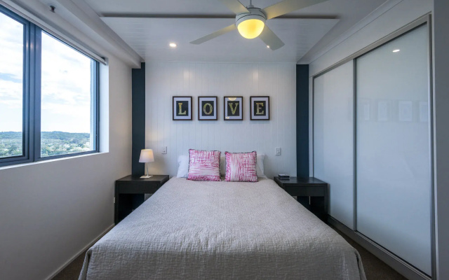 Centrepoint Holiday Apartments