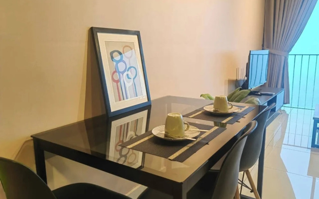 Cozy Studio in Shah Alam With Mountain View