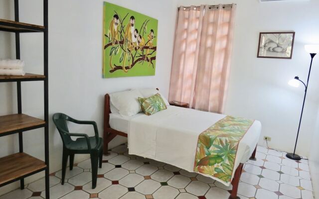 El Mono Loco Hotel