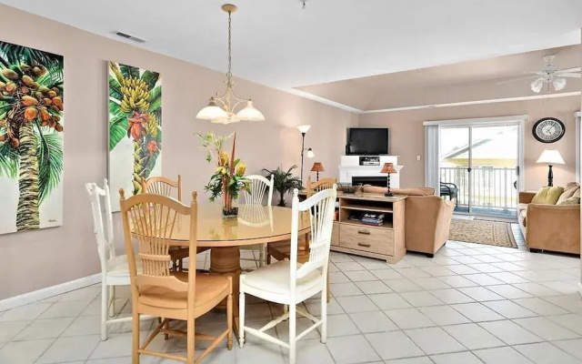 Whispering Sands 401 - 3 Br Condo