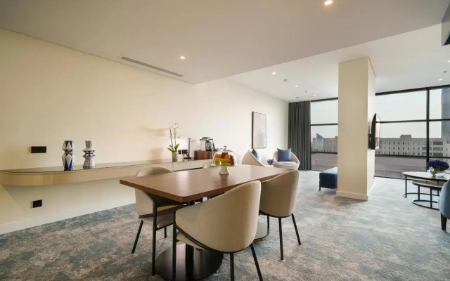 Nova M Hotel Edge By Rotana