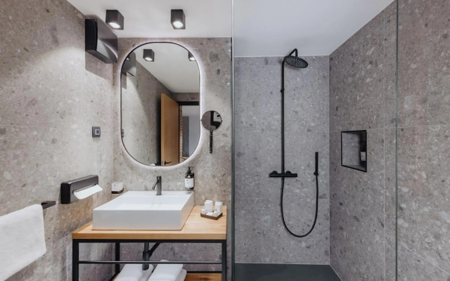 One66 Hotel