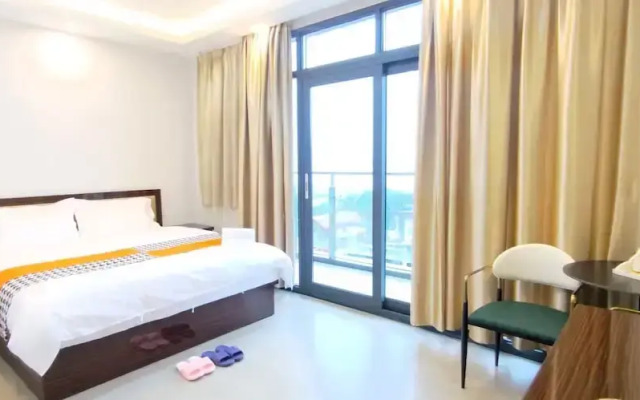 Sky Garden Hotel