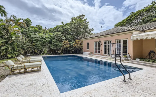 Toad Hall, 5br, 6 ba