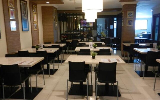 Karsa Utama Hotel
