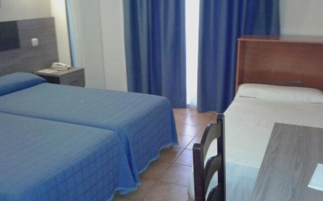 Hostal La Colonia