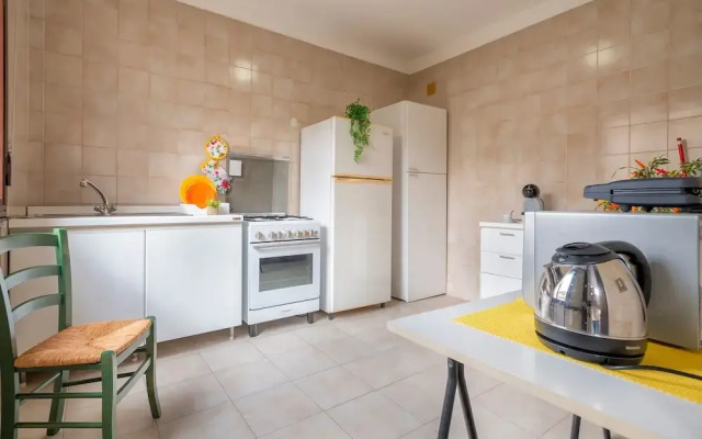 Sardinia RE - Lilium Central Flat