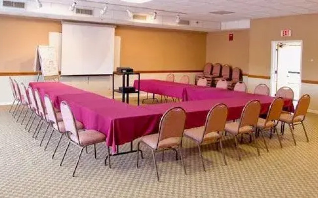 Edgewater Inn- Charlevoix