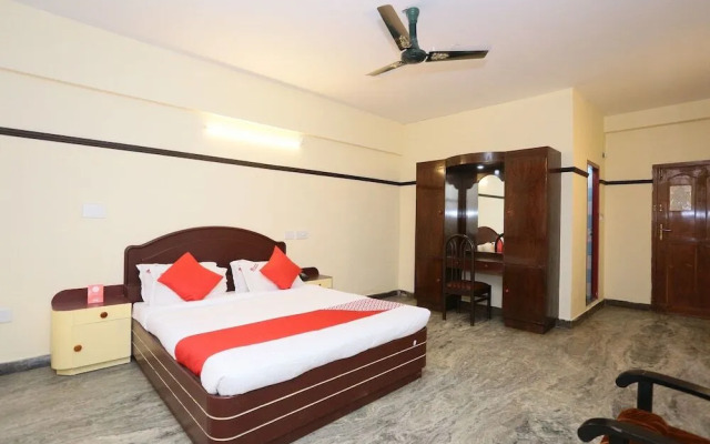 Hotel Rvee's Regency by OYO Rooms