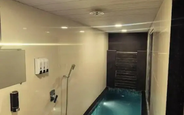 Rumourss Sky Villa and Resort