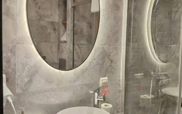 Triada Hotel Karakoy