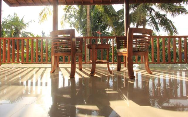 Mahanadewi Villa