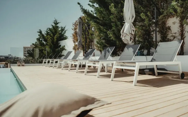 Blue Waves Protaras Beachfront Villa 3