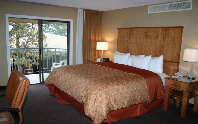 Mirabeau Park Hotel & Convention Center
