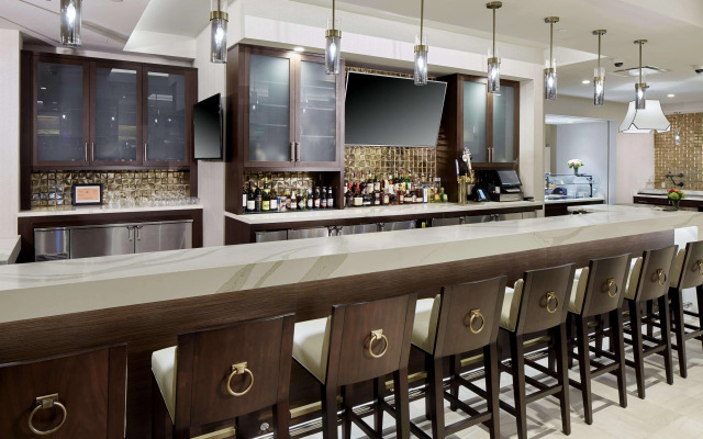 Hilton Garden Inn Roslyn