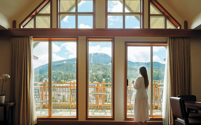 Pan Pacific Whistler Village Centre