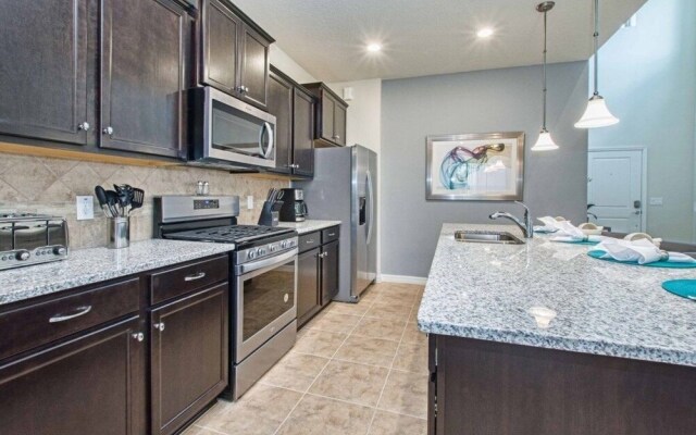 Solterra - 6 Bedrooms House w-pool-7043SR 6 Home by RedAwning